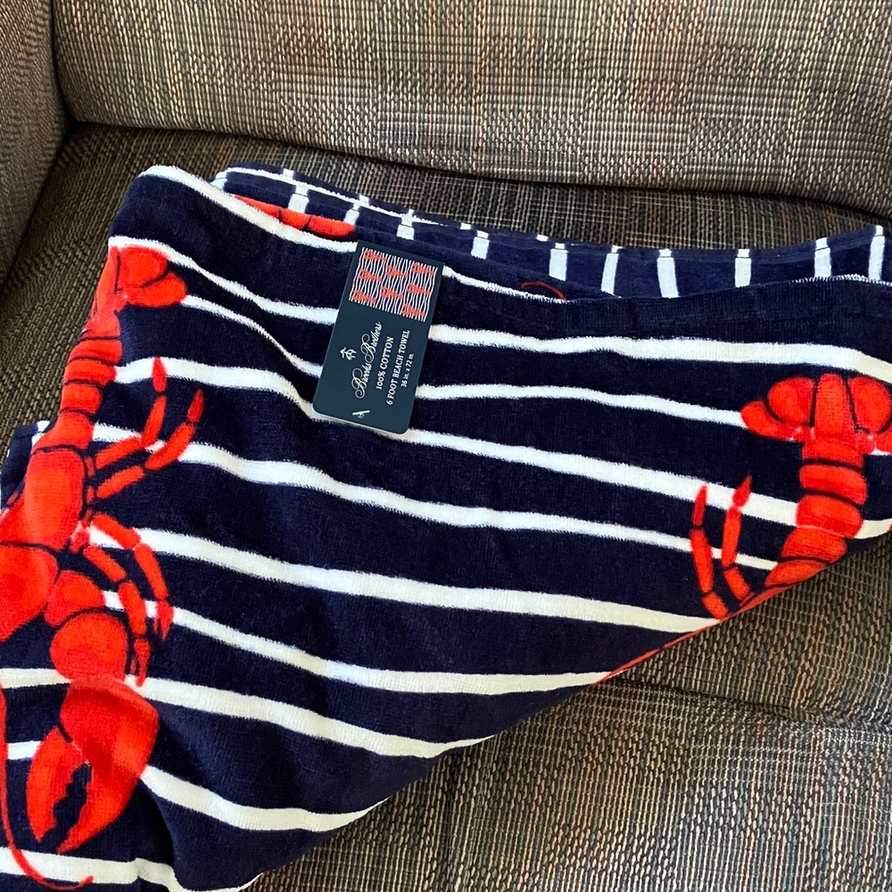 Brooks Brothers Lobster Striped Beach towel NWT - Picture 2 of 6